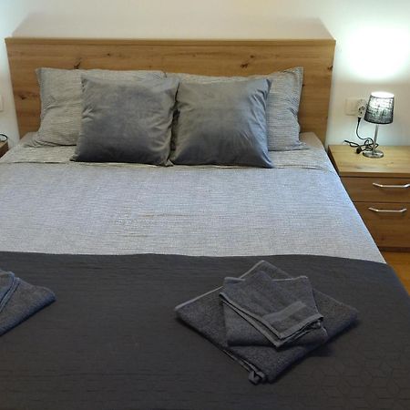 Apartment Uki เปรมันตูรา ภายนอก รูปภาพ